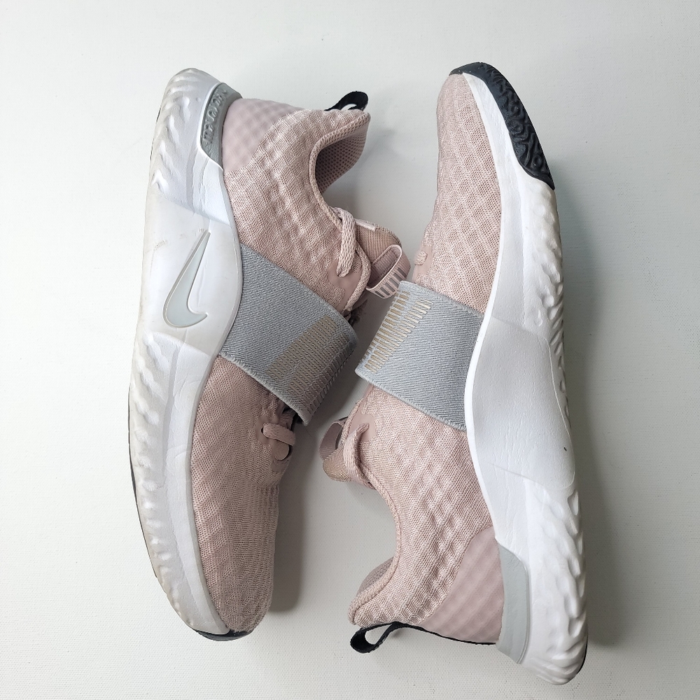 Women's Nike Renew In‐Season TR9 Size 9
